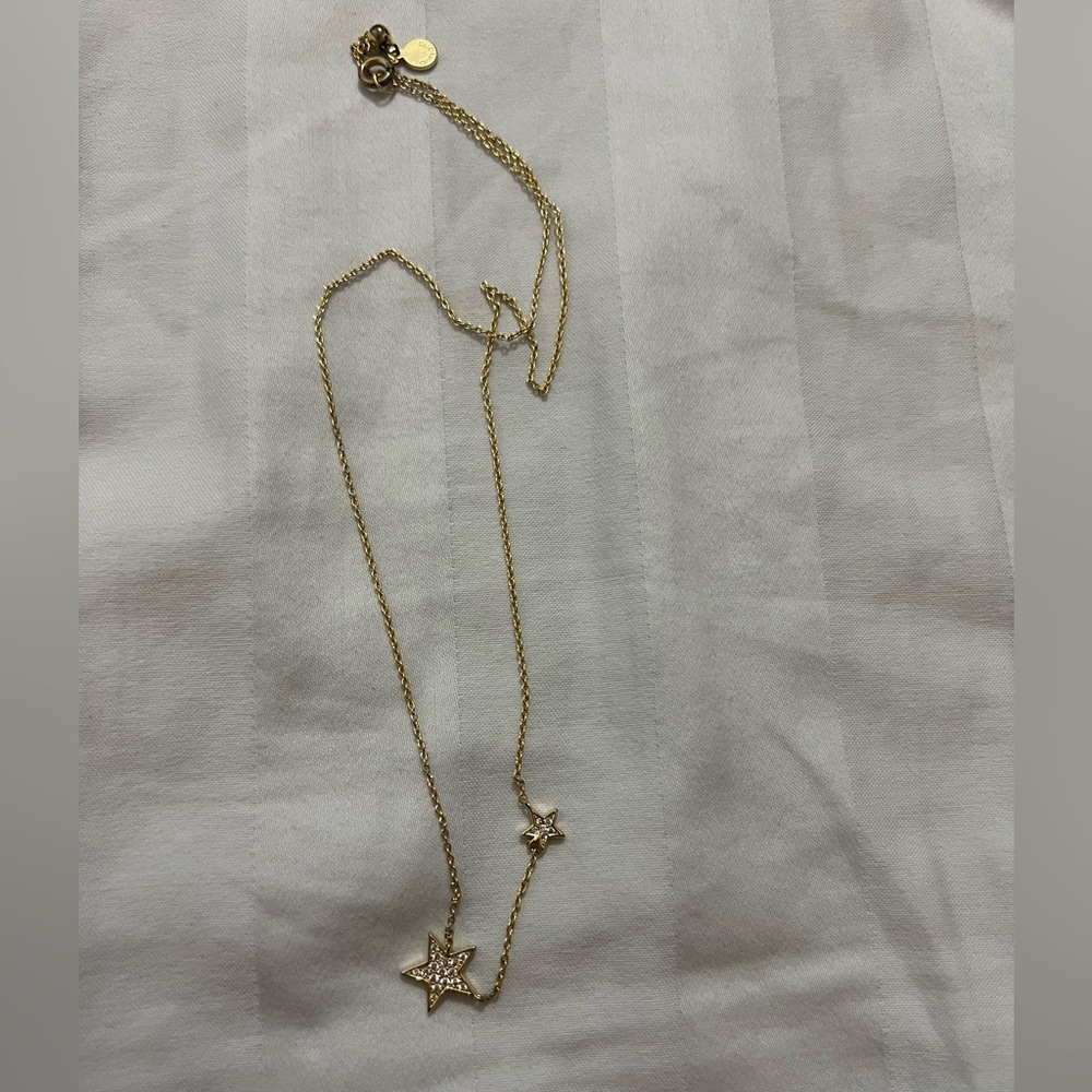 Gold Star Pendant Necklace